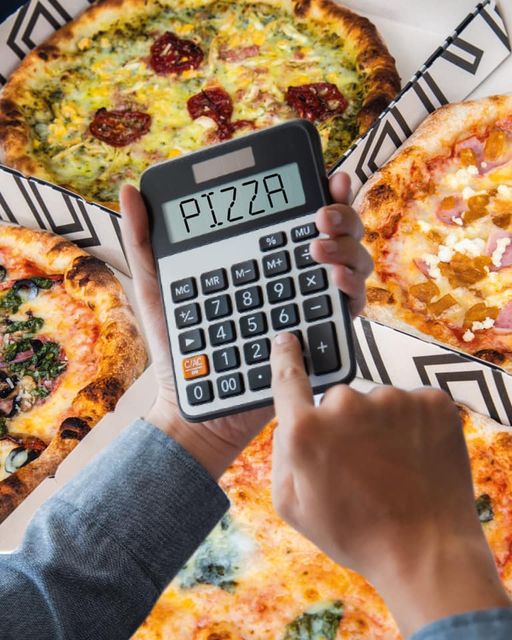 Calculadora con resultado pizza